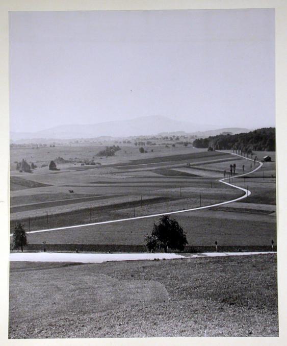 Landschaft mit Weg