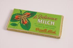 Milch - Le Délicieux - mit ganzen Haselnüssen