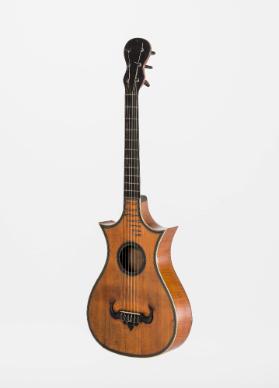 Gitarre mit lyraförmigem Korpus