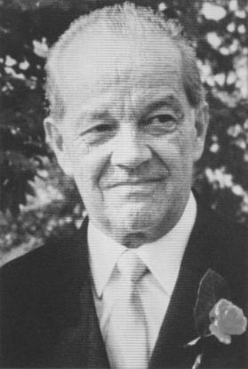 Foto: Unbekannt, ca. 1970
Quelle: Jean-Charles Giroud, Martin Peikert, «Die Plakate», Genf 201…