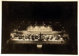 Zürcher Kammerorchester in der Tonhalle Zürich, Dir. Edmond de Stoutz