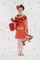 Bundesamt für Bekleidung, Kalender 2007: Modeaufnahme "Fashion Victim"