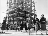 Turm im Bau
1958
Foto: Philippe Giegel, Schweizerische Verkehrszentrale Zürich
Archiv Famili…