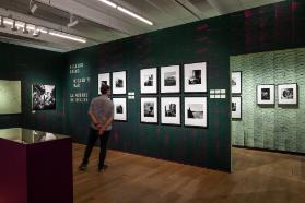 Ausstellung Lee Miller – Fotografin zwischen Krieg und Glamour im Museum für Gestaltung Zürich,…