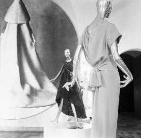 Balenciaga 1970; Ausstellungsansicht