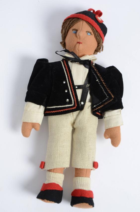 Trachtenpuppe