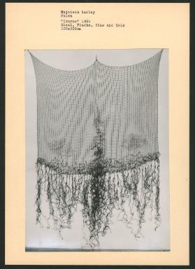 Wojciech Sadley, Polen, "Ikarus" 1964, Sisal, Flachs, Glas und Holz, 300x200cm