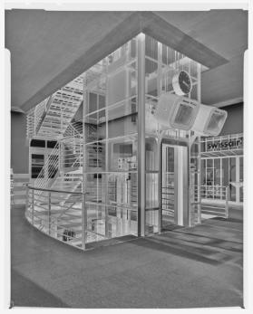 Schalterhalle im Bahnhof Stadelhofen in Zürich