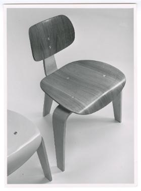 Stuhl SE 42