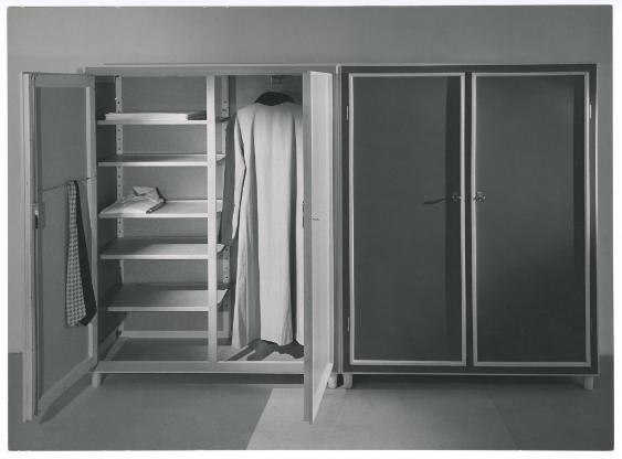 Pavatexschrank [offizieller Name]