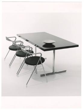 Stuhl HE 103 [offizieller Name]
