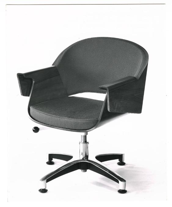 Doppelschalen-Drehstuhl