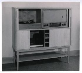 Anrichte und Sideboard