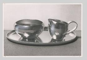 Zuckerschale und Sahnekännchen