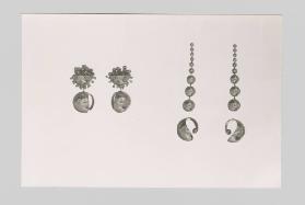 Verschiedene Ohrringe