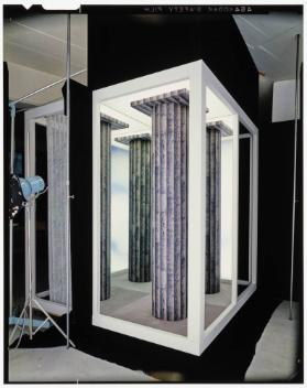 Textil-Pavillon: Inszenierung der Kollektion "H-design" im Showroom von Mira-X