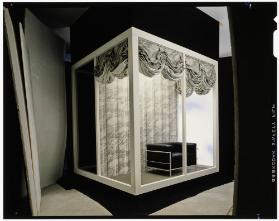 Textil-Pavillon: Inszenierung der Kollektion "H-design" im Showroom von Mira-X