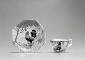 Teeservice: Tasse mit Untertasse