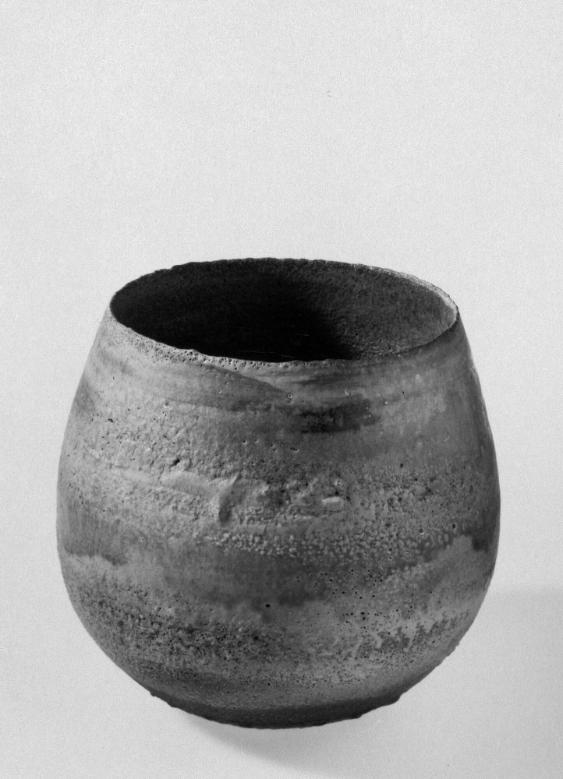 Eiförmige Vase