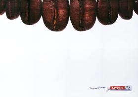 Gegen Zahnverfärbungen - Colgate