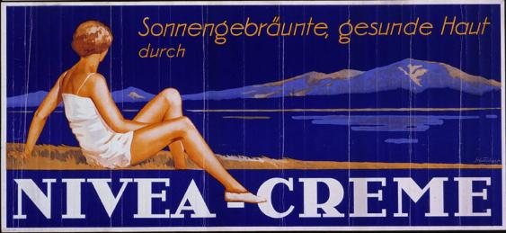Sonnengebräunte, gesunde Haut durch - Nivea-Creme