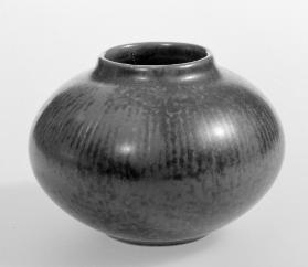 Kleine Kugelvase