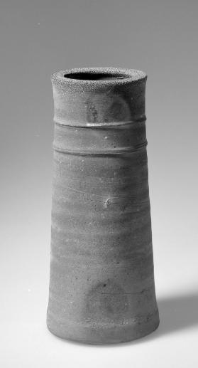 Stangenvase aus dreiteiligem Set